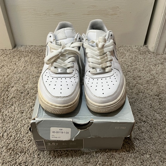 Nike Other - Nike White Sneakers